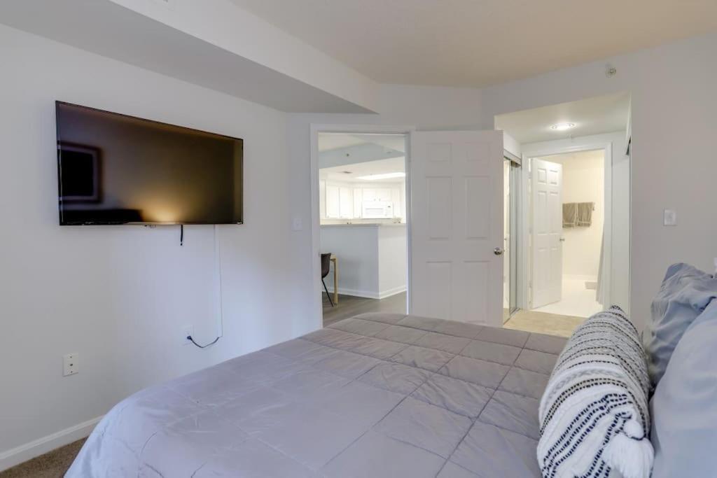ארלינגטון Sensational 1 Bedroom Condo At Ballston Place With Gym מראה חיצוני תמונה