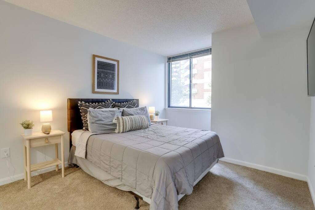 ארלינגטון Sensational 1 Bedroom Condo At Ballston Place With Gym מראה חיצוני תמונה