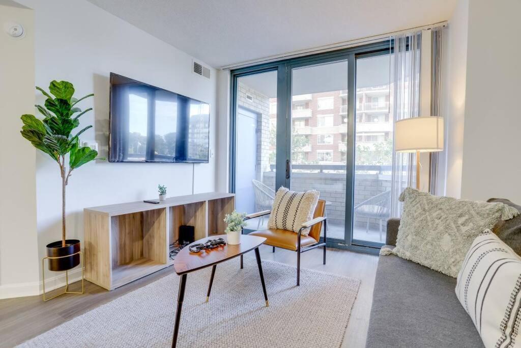 ארלינגטון Sensational 1 Bedroom Condo At Ballston Place With Gym מראה חיצוני תמונה