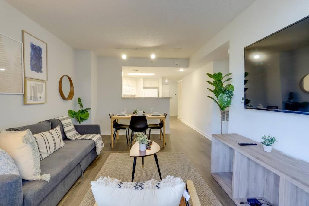 ארלינגטון Sensational 1 Bedroom Condo At Ballston Place With Gym מראה חיצוני תמונה